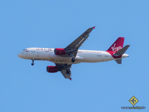 Airbus A320-214